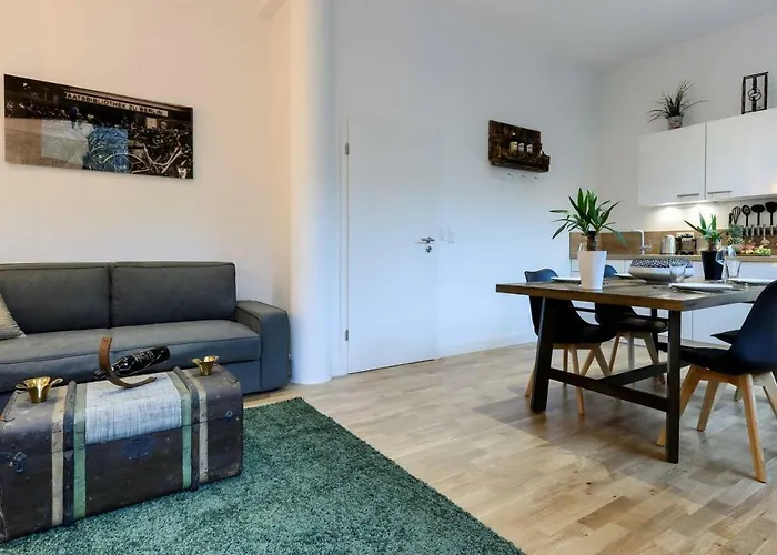 90sqm 2br Design Gem - Outdoor Terrace * Berlijn