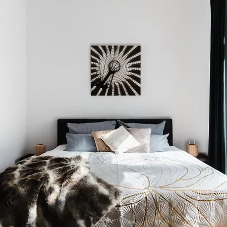 아파트 90sqm 2br Design Gem - Outdoor Terrace *
